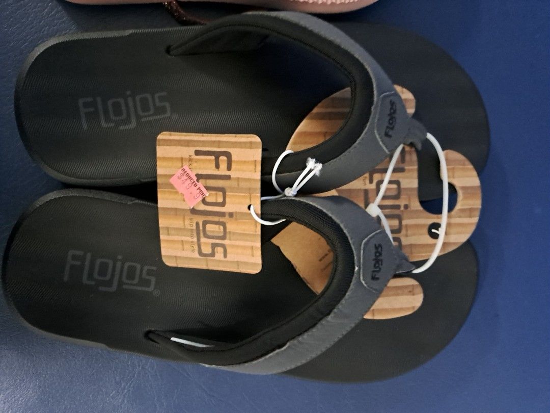 Flojos Women s Fashion Footwear Slippers and slides on Carousell