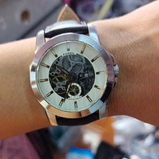 (Category: ) located in . Submitted by lubuk_jam_secondhand (Listing ID 1272286328, Image 1). Description: .
