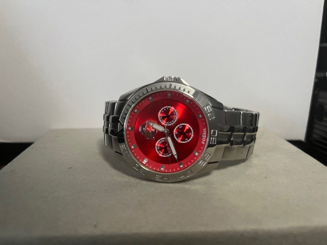 Men's fossil watch with red face on sale