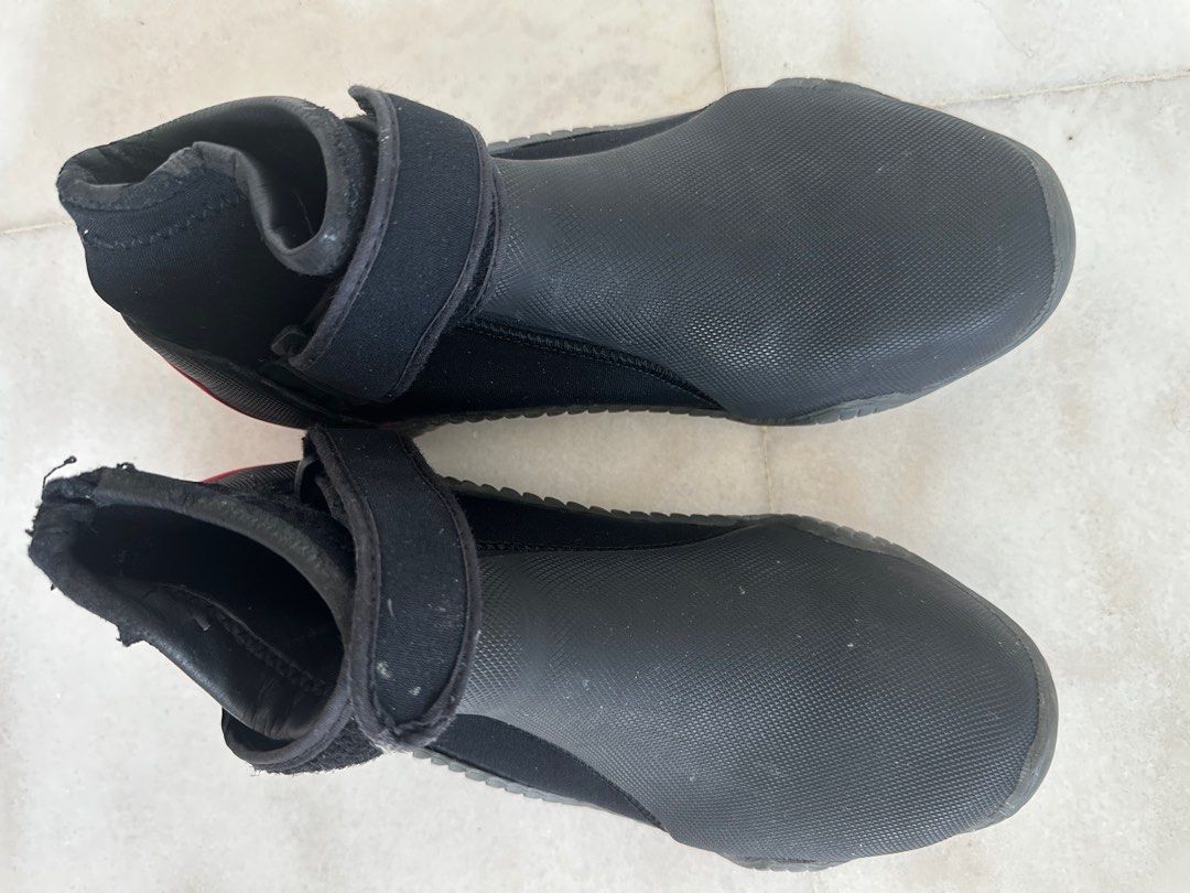 Water discount shoes 219