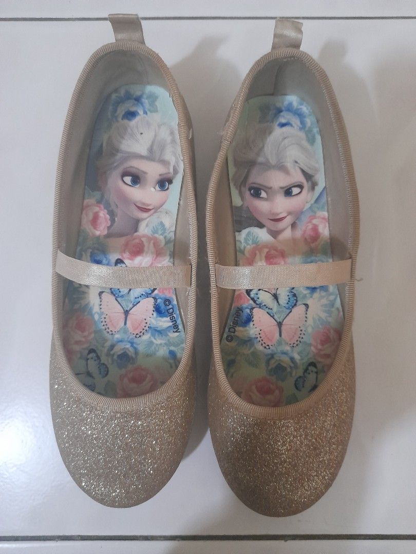 Frozen ballet store pumps