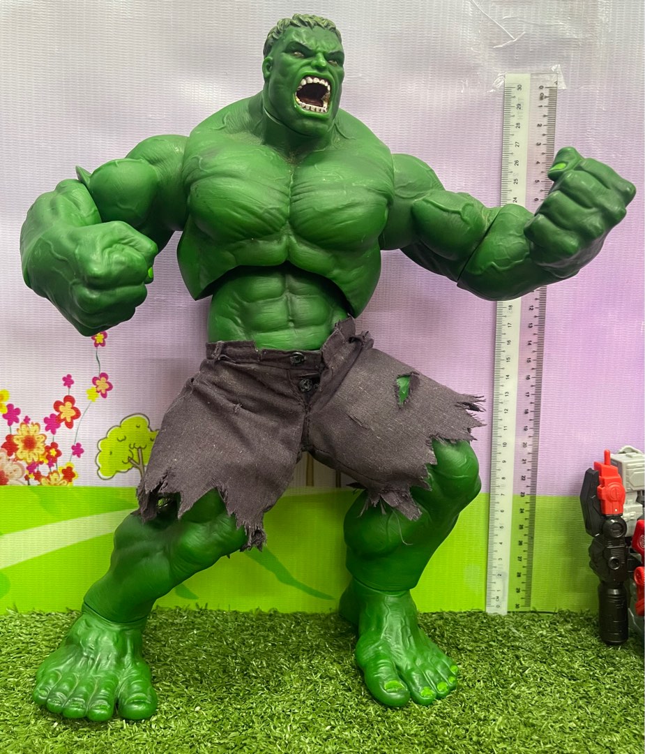 Raging hulk shop toy