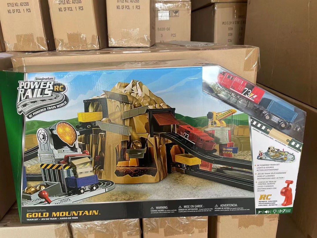 Power rails gold mountain train set top