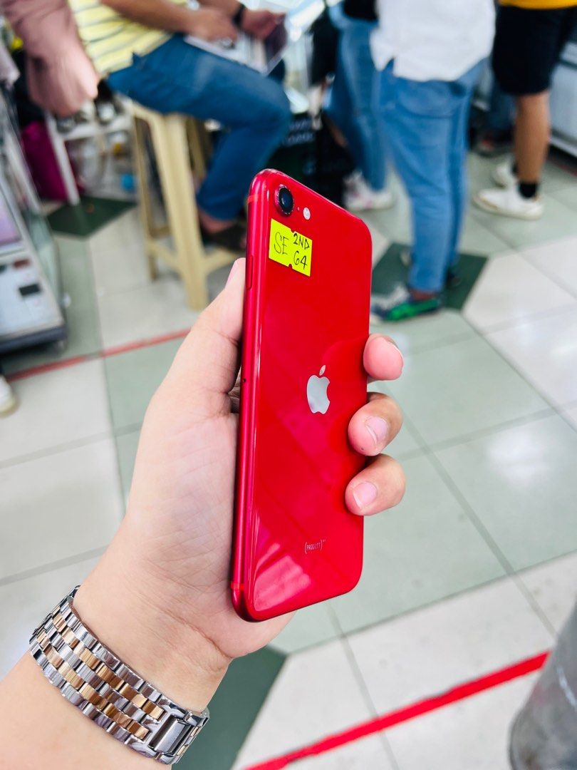 Iphone SE 2ndgen 64gb Smartlocked (Category: iPhone SE Series) located in San Juan City. Submitted by javedsgadgetshop (Listing ID 1272378459, Image 3). Description: OPEN FOR INSTALLMENT VIA CREDIT CARD/GGIVES & SWAP/TRADE-IN! WE BUY AND SELL ( ANYKINDS OF UNIT BINIBILI PO NAMIN)! PTPA : Padelete po f bawal Read ❗️Onhand ‼️ Iphone SE 2020 •64gb •NTC Variant •84% batt health •Smartlocked •95% Smoothness •No hidden issue | No Repaired •100% Authent