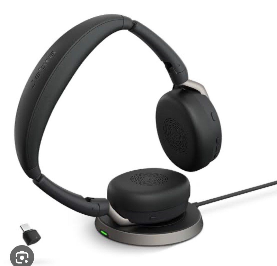 Jabra evolve2 65 flex with stand UC USB-a- Brand new! (Category: Headphones & Headsets) located in Rodriguez. Submitted by elevenitsolutions (Listing ID 1272382014, Image 1). Description: jabra evolve2 65 flex with stand UC USB-A available as of now.
