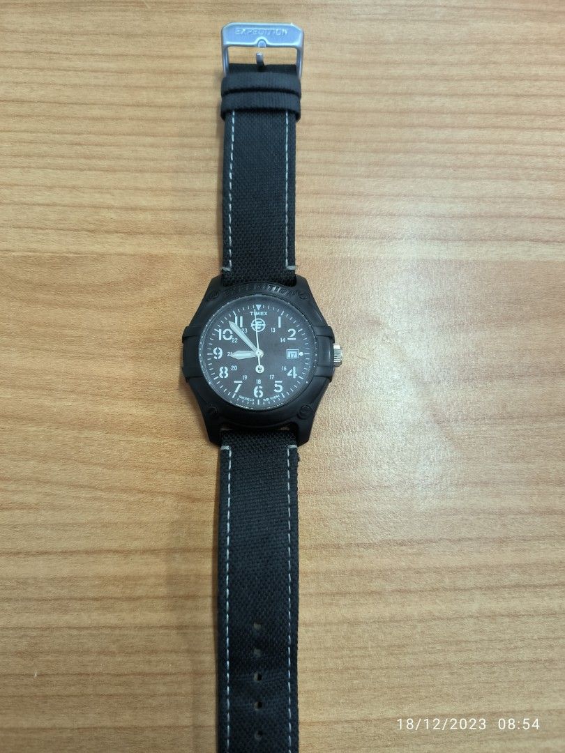 Indiglo wr100m sale