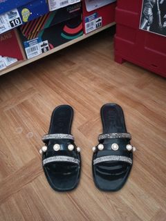 (Category: ) located in . Submitted by mssnmj (Listing ID 1272301784, Image 1). Description: .
