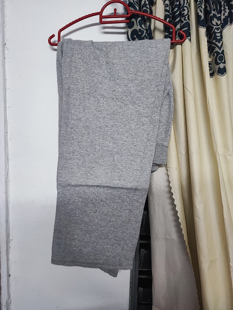 Jogger, Women's Fashion, Activewear on Carousell