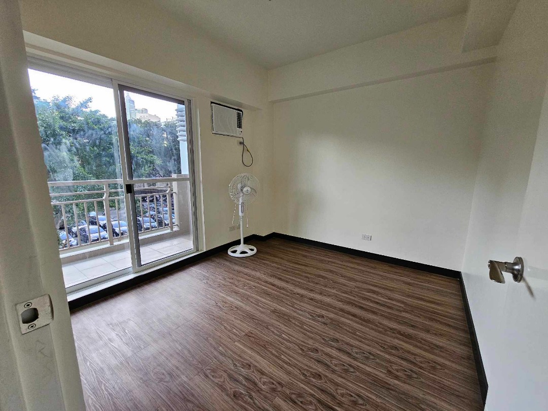 Kai Garden 2 Bedroom for rent in Mandaluyong near Megamall La Salle