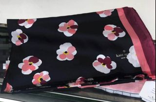 （分類：）位於 。 由 pchow1915 提交（商品編號 1272364634，圖片 1）。簡介： 。