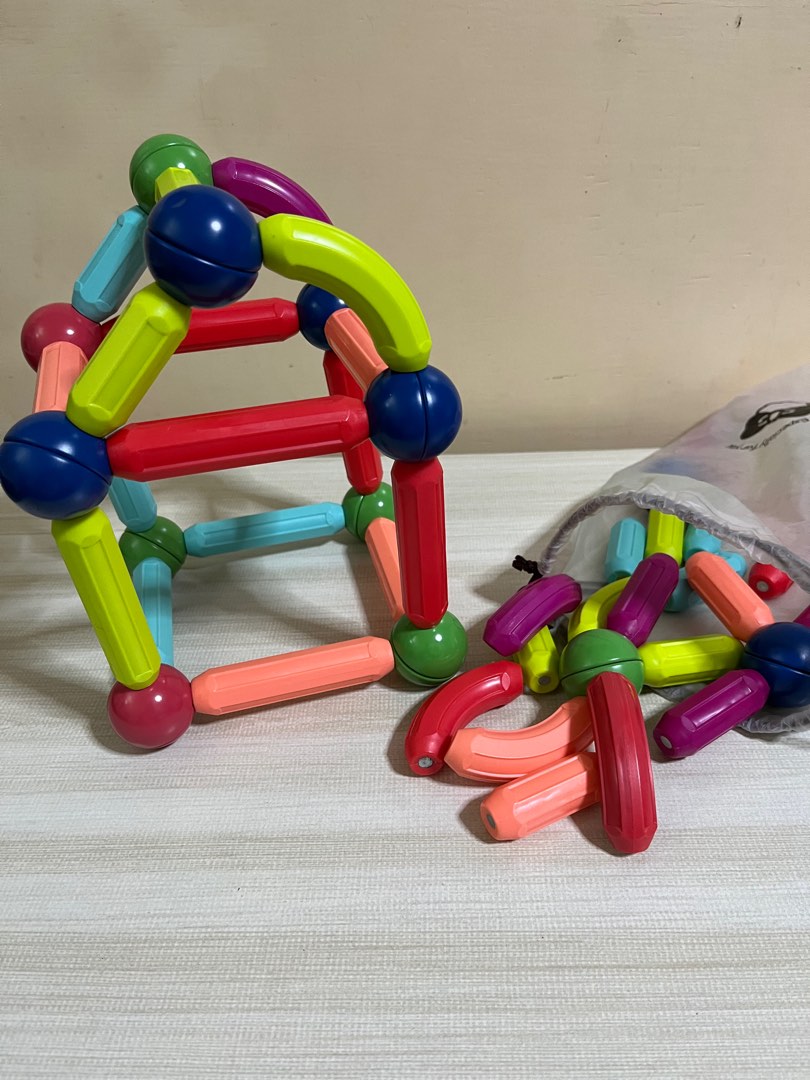 Building sticks online