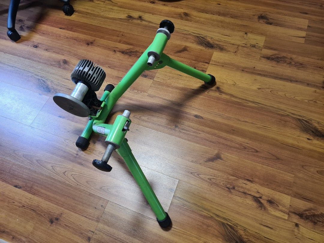 Bike Trainer (Indoor), Sports Equipment, Bicycles & Parts