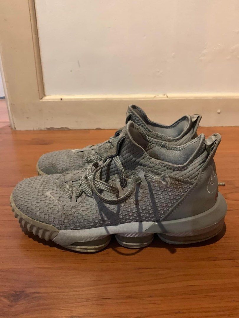 Bred store lebron 16