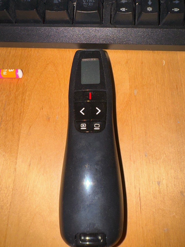 Logitech R800, Computers & Tech, Office & Business Technology on Carousell