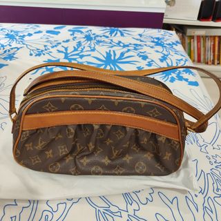 (Category: ) located in . Submitted by llp.sg (Listing ID 1272257462, Image 1). Description: .