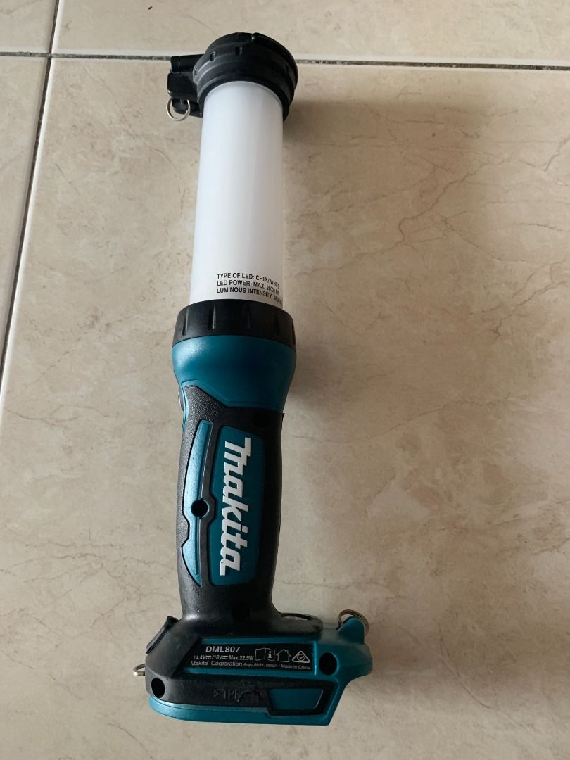 Makita dml807 hotsell
