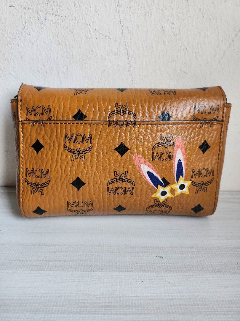 Mcm chain strap shop