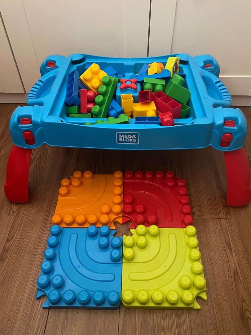 Mega bloks build store and learn table
