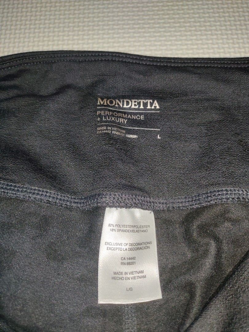 Mondetta Ladies' Brushed Jacquard Legging Large, Women's Fashion,  Activewear on Carousell
