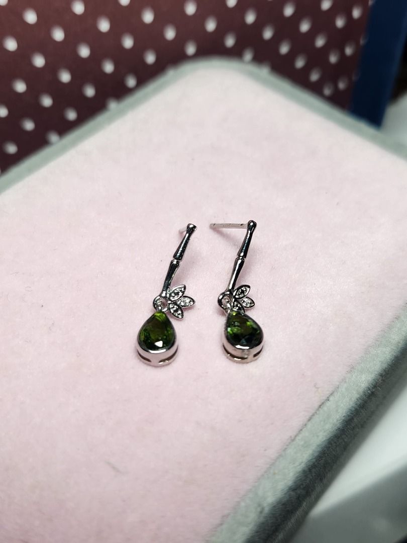 Natural Green Garnet Gemstone Teardrop Earrings E131