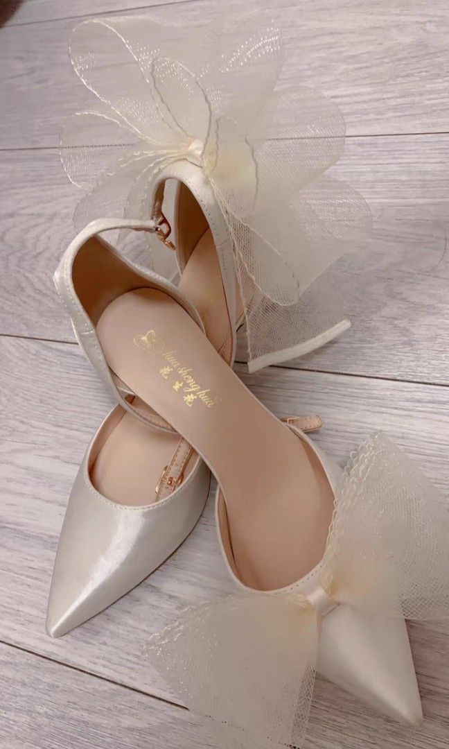 White sales bow shoes