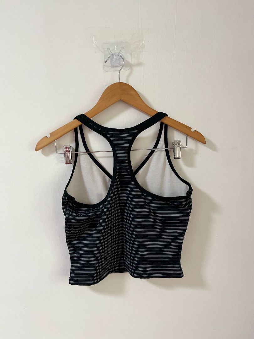 Nike discount activewear tops