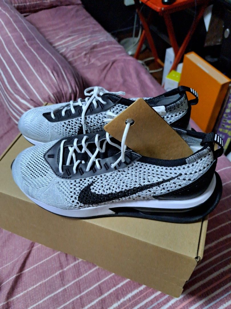 Nike air max flyknit racer oreo
