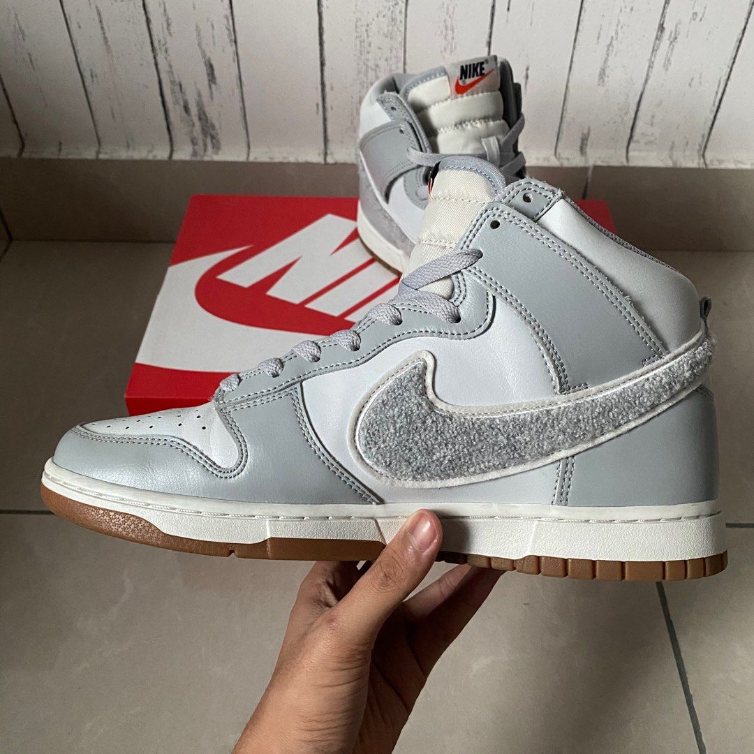 NIKE DUNK HIGH RETRO Men s Fashion Footwear Sneakers on Carousell