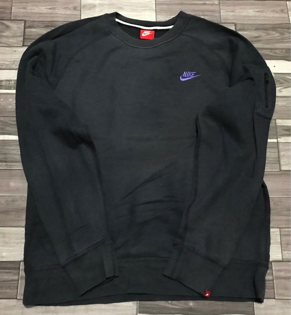 Nike small swoosh jumper sweater R4 Men s Fashion Coats