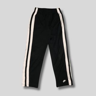 (Category: ) located in . Submitted by secondz_dept (Listing ID 1272416526, Image 1). Description: .