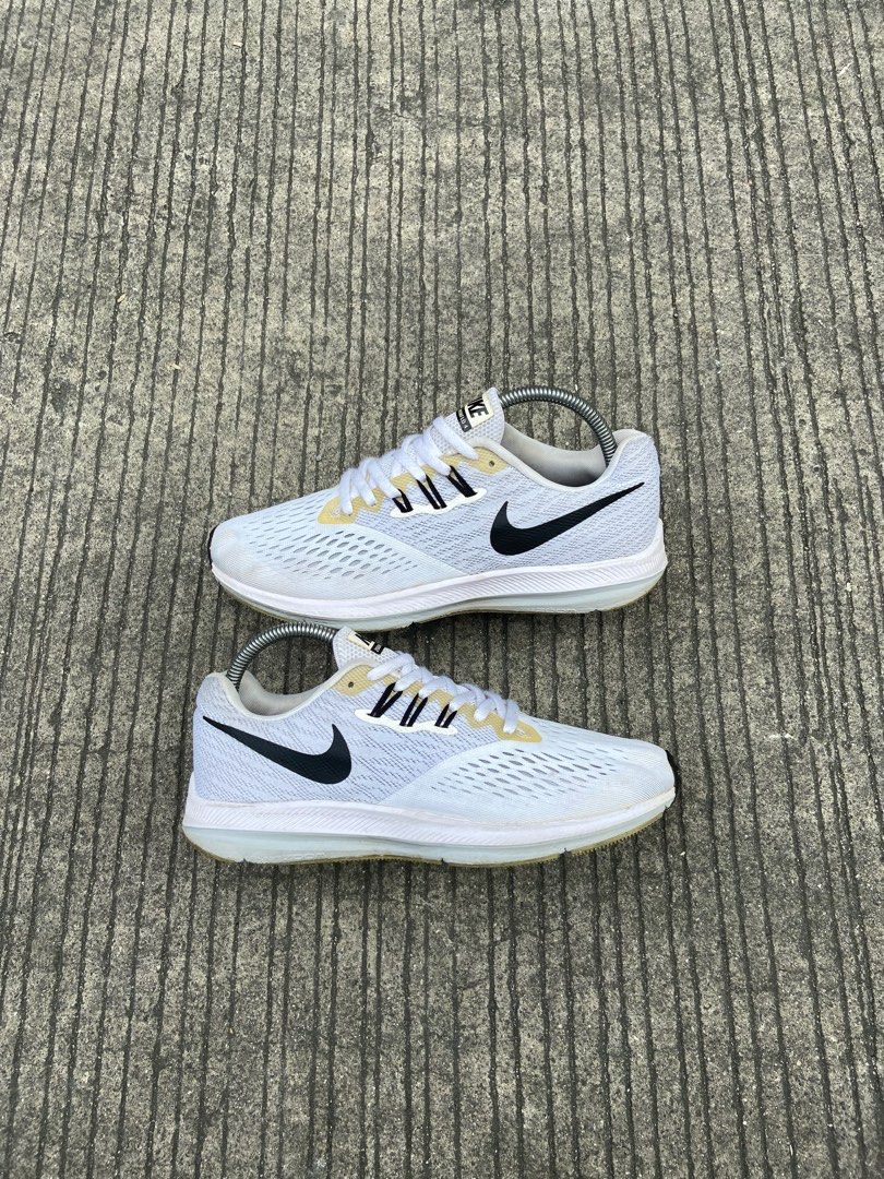 Nike Zoom Winflo 4 Men s Fashion Footwear Sneakers on Carousell