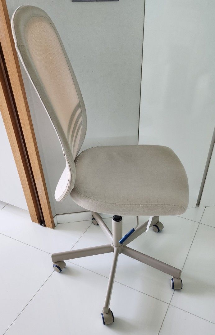 White leather office on sale chair ikea