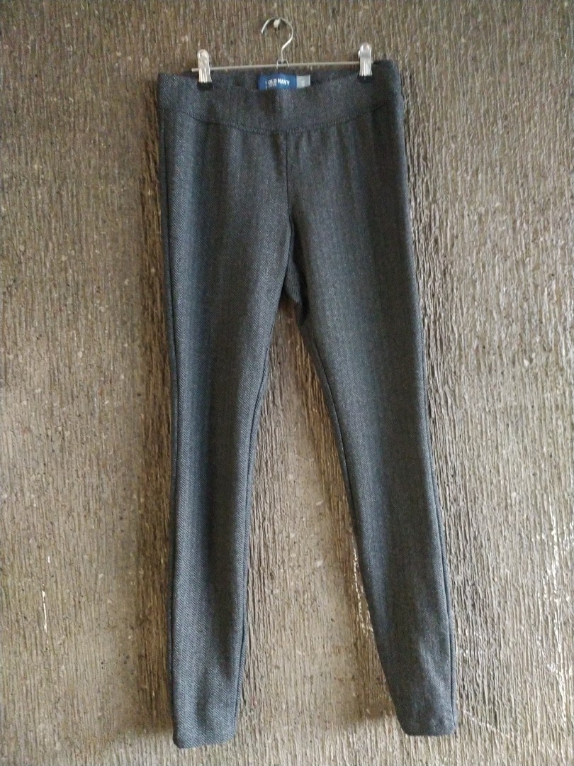 OLD NAVY Pixie Ankle Length Stretchable Pants for Women, Women's Fashion,  Bottoms, Jeans on Carousell