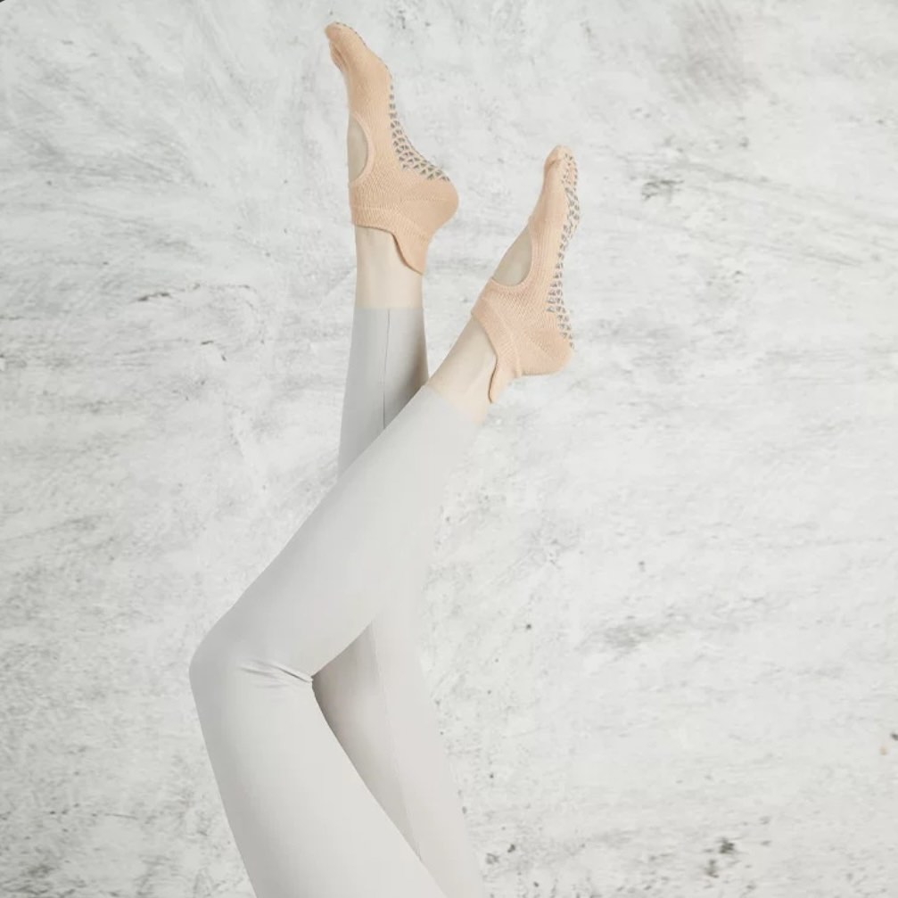 Gaiam Yoga Barre Socks - Non Slip Sticky Toe Grip Accessories for Women &  Men