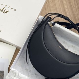 （分類：）位於 。 由 lilribo 提交（商品編號 1272364687，圖片 1）。簡介： 。