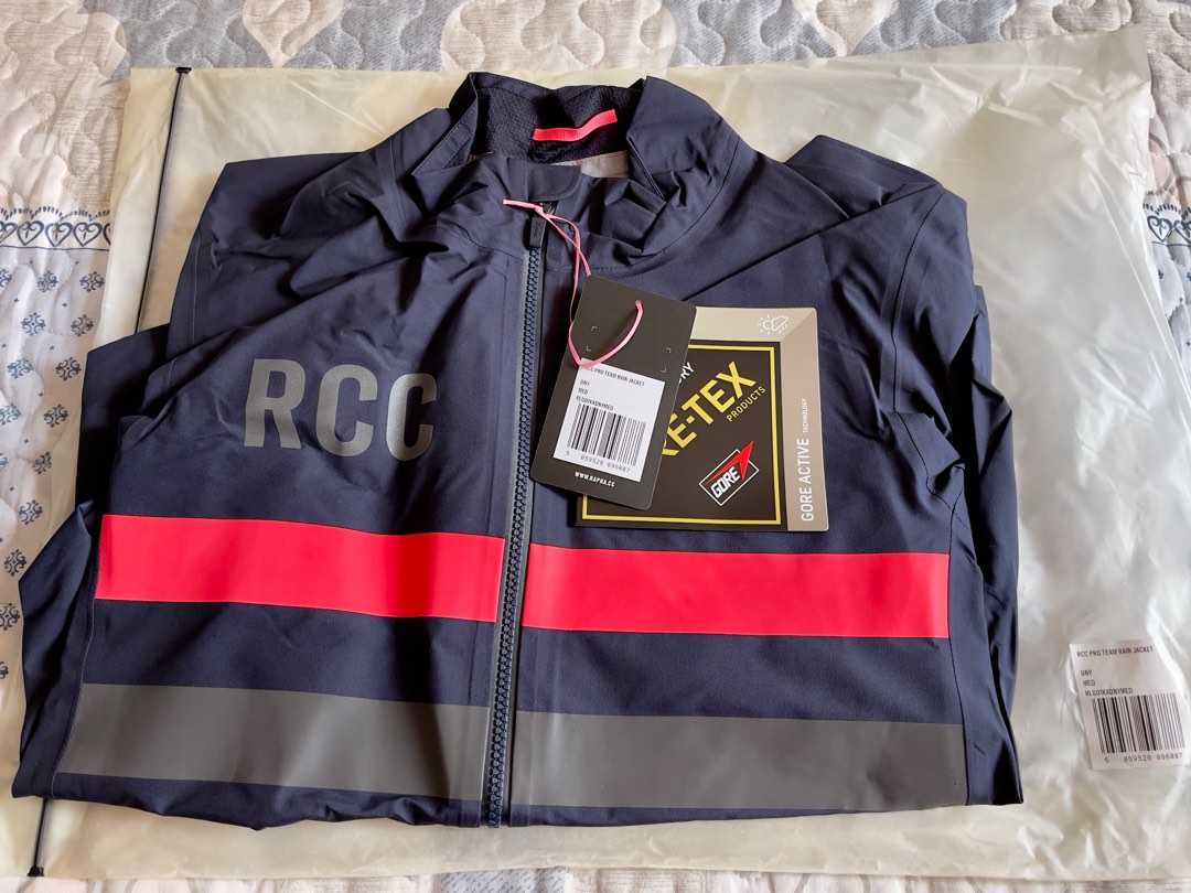 Rapha RCC Pro Team Gore Tex Rain Jacket Medium Sports Equipment Bicycles Parts Parts Accessories on Carousell