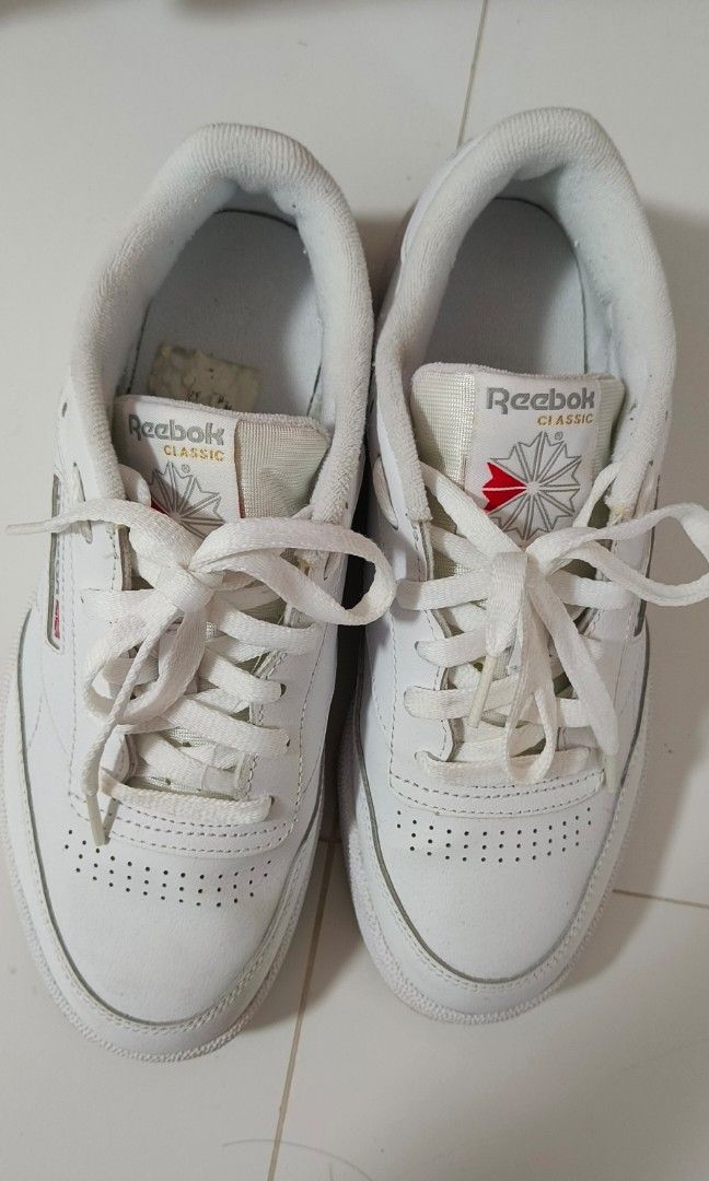 Reebok classic mens best sale sneakers
