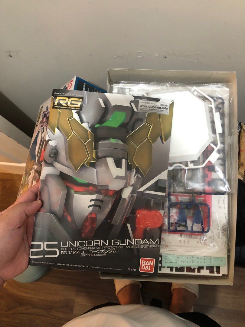 RG RX-0 Unicorn Gundam (Ver. TWC) (Category: Gundam & Model Kits) located in Manila. Submitted by cybeats (Listing ID 1272395449, Image 3). Description: Bought in japan. No time to build .
