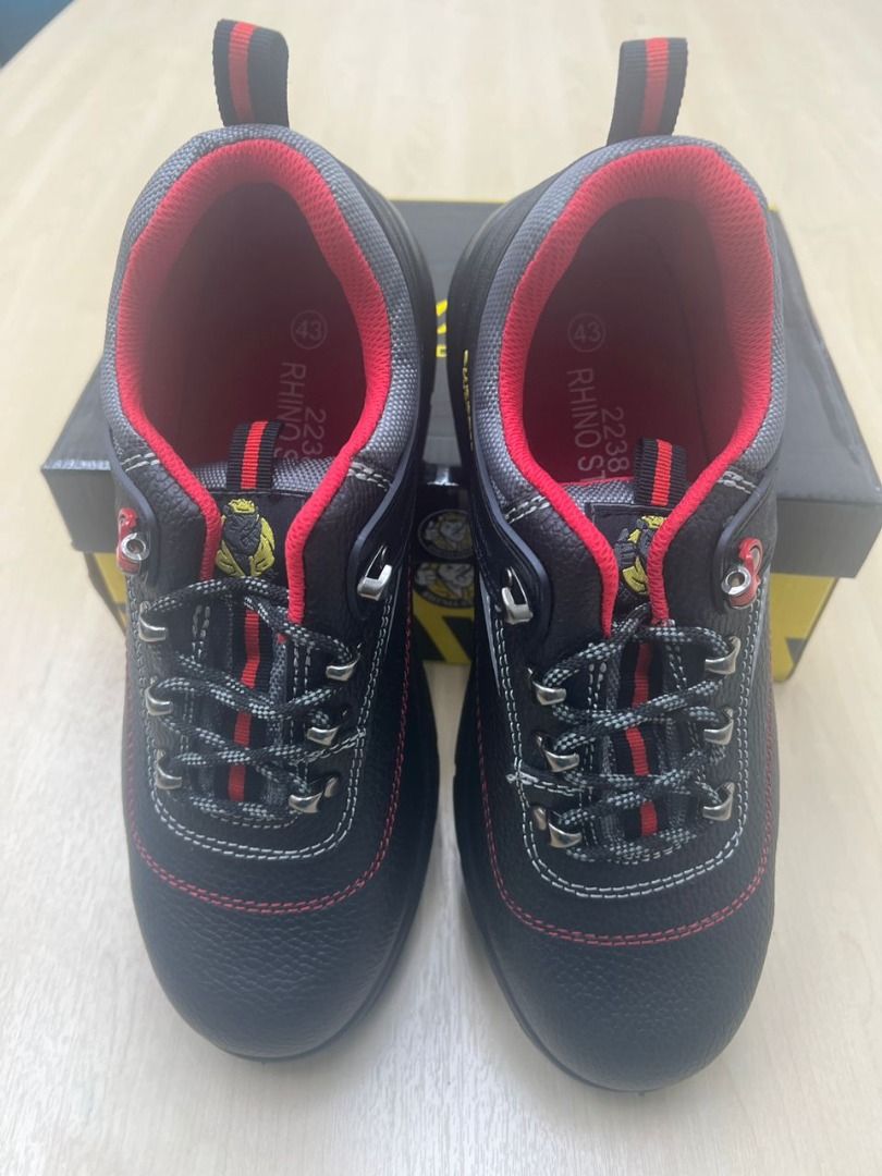 Rhino star hotsell safety shoes