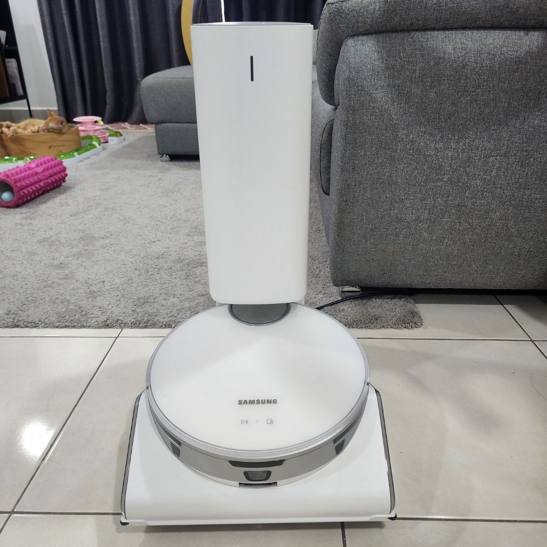 Samsung Jet Bot AI+ Vacuum Robot with Intel A.I. Driving 3D LIDAR