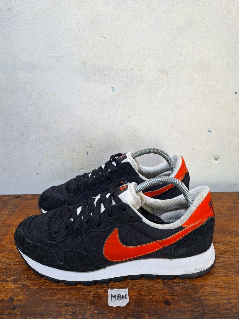 Nike air pegasus hotsell 84