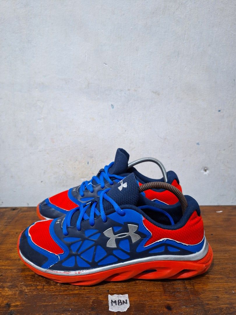 sepatu second original under armour spine surge size 40