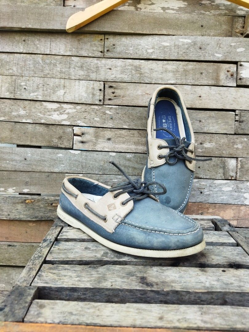 Sepatu Sperry top sider