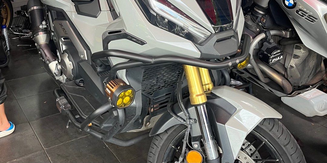 SRC crash bar xadv 750 2021, Motorcycles, Motorcycle Accessories on