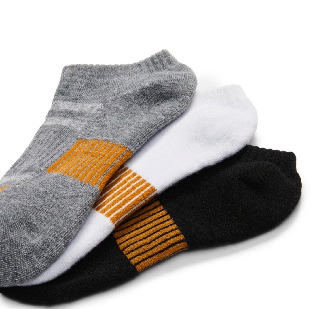 Who sells clearance timberland socks