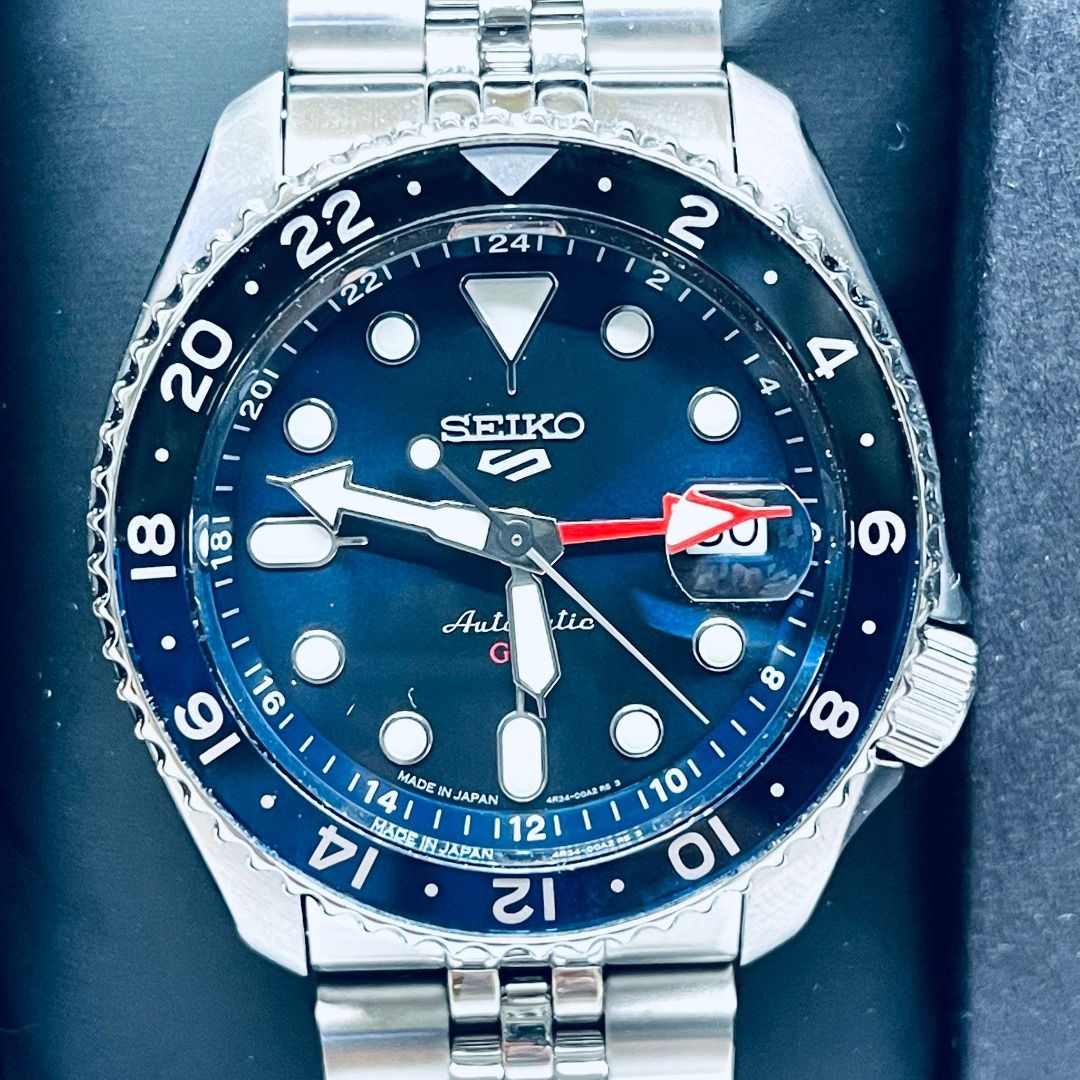 Mens hotsell 42mm watches