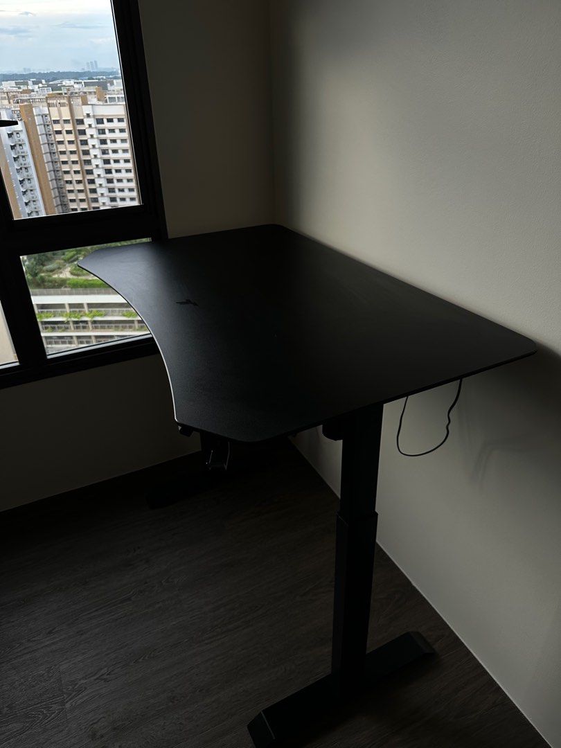 TTRacing Titus Ergonomic Adjustable Table, Furniture & Home Living ...