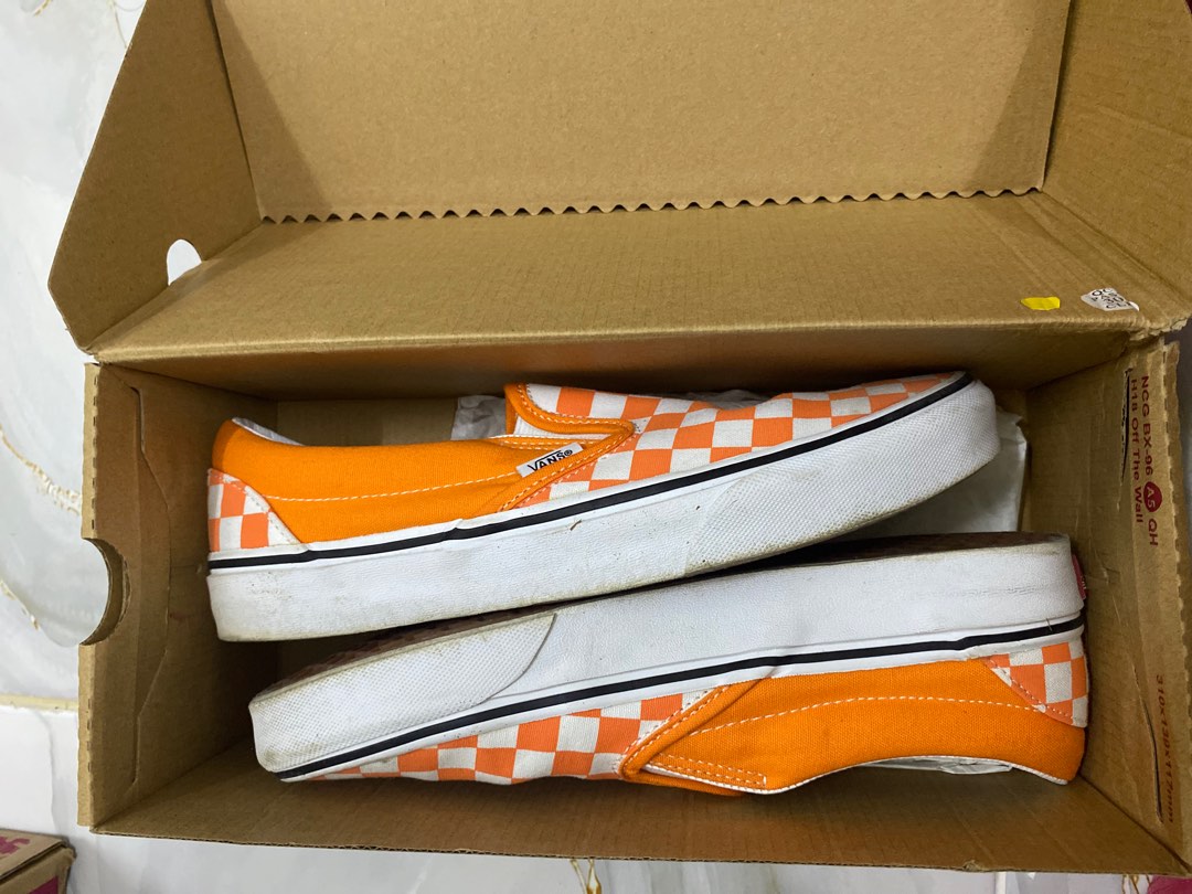 Cheddar slip on vans clearance