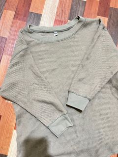 (Category: ) located in . Submitted by rosses.closet (Listing ID 1272411993, Image 1). Description: .