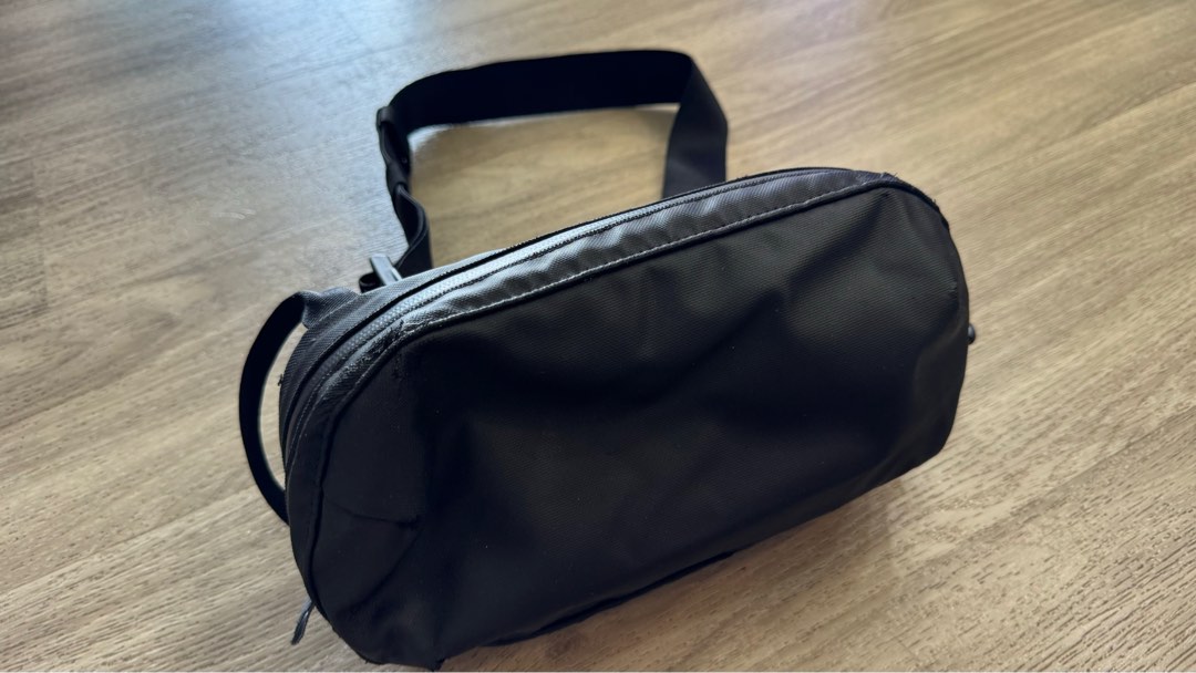 Used Fanny Rag Wandrd D1 Fanny Bag Black, Men's Fashion, Bags, Belt bags, Clutches and ...